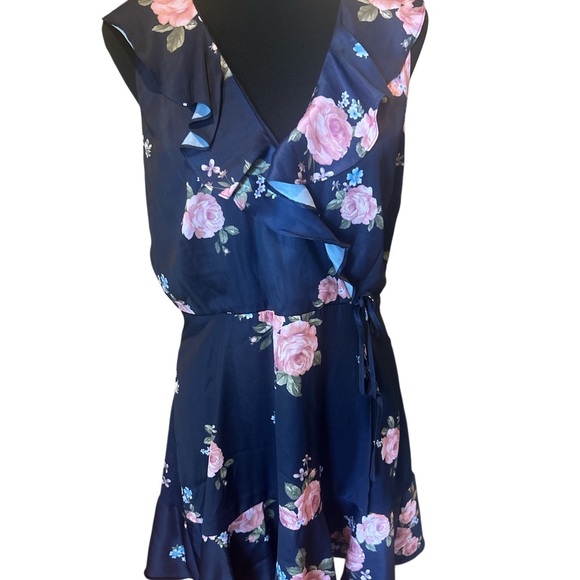 Alter’d State Navy Floral Wrap Dress | NWT Size L - Picture 2 of 6